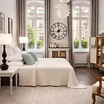 アパート Emerald Art Maison - 94 M2, 2 Bedrooms, 2 Bathrooms, Riverside Old Town *