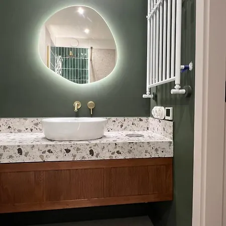 Lägenhet Emerald Art Maison - Self Check-in Boutique *