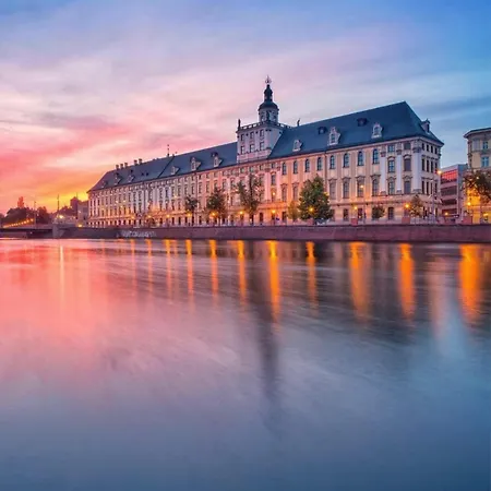 Emerald Art Maison In A Restored Historic Townhouse Riverside Old Town * Wrocław