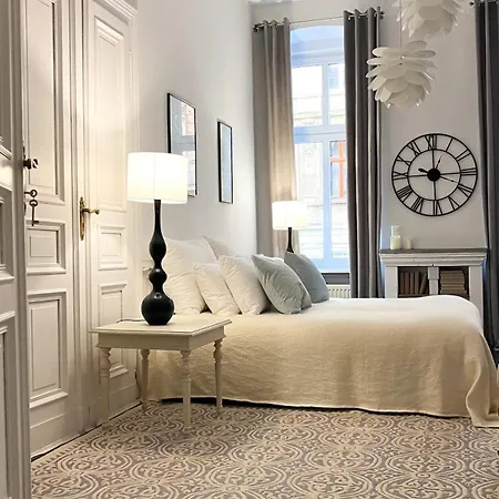 Emerald Art Maison - Self Check-in Boutique Lägenhet