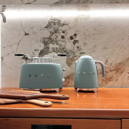 Emerald Art Maison - 94 M2, 2 Bedrooms, 2 Bathrooms, 700 M To Market Square Lejlighed *