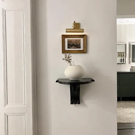 Emerald Art Maison In A Restored Historic Townhouse Riverside Old Town Apartman *