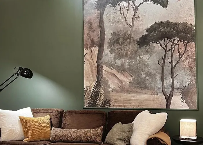 Lejlighed Emerald Art Maison - 94 M2, 2 Bedrooms, 2 Bathrooms, 700 M To Market Square