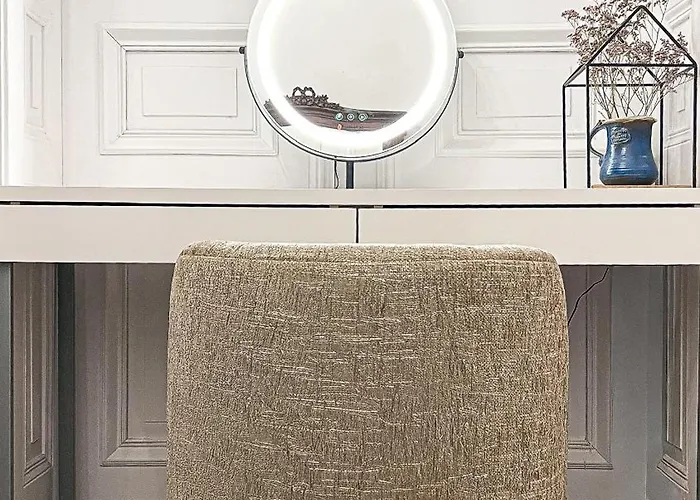 Emerald Art Maison - 94 M2, 2 Bedrooms, 2 Bathrooms, 700 M To Market Square Vratislav